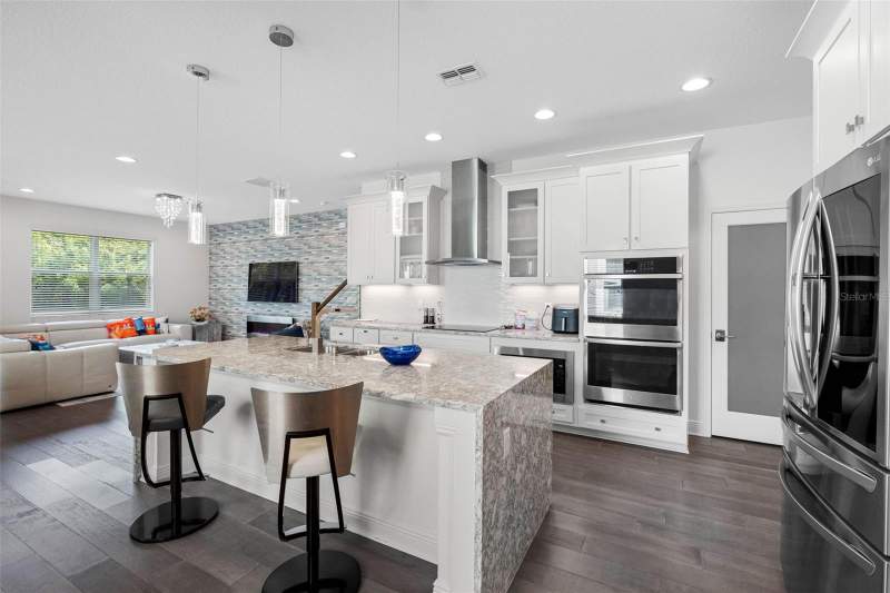 3 bedroom Townhouse at 2425 Foggy Creek Circle, Towns At Belleair Grove, Clearwater — photo 4