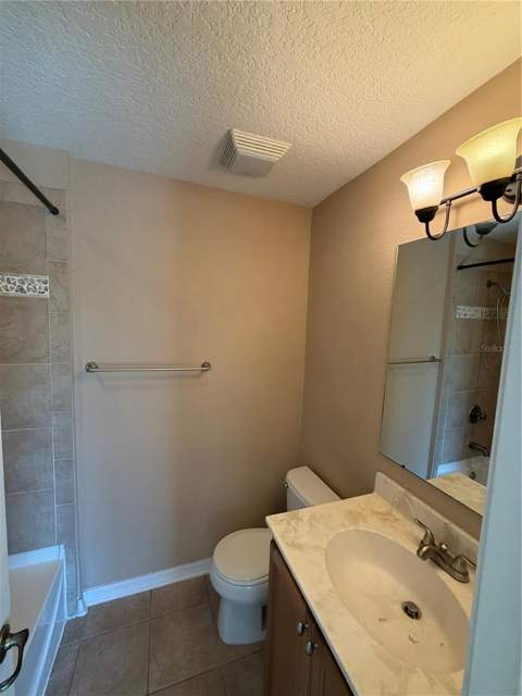 4817 Tuscan Loon Drive, Tampa FL - photo 21 of 23