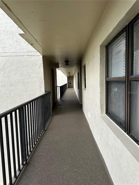 800 Cove Cay Drive #4F, Clearwater FL - photo 22 of 32
