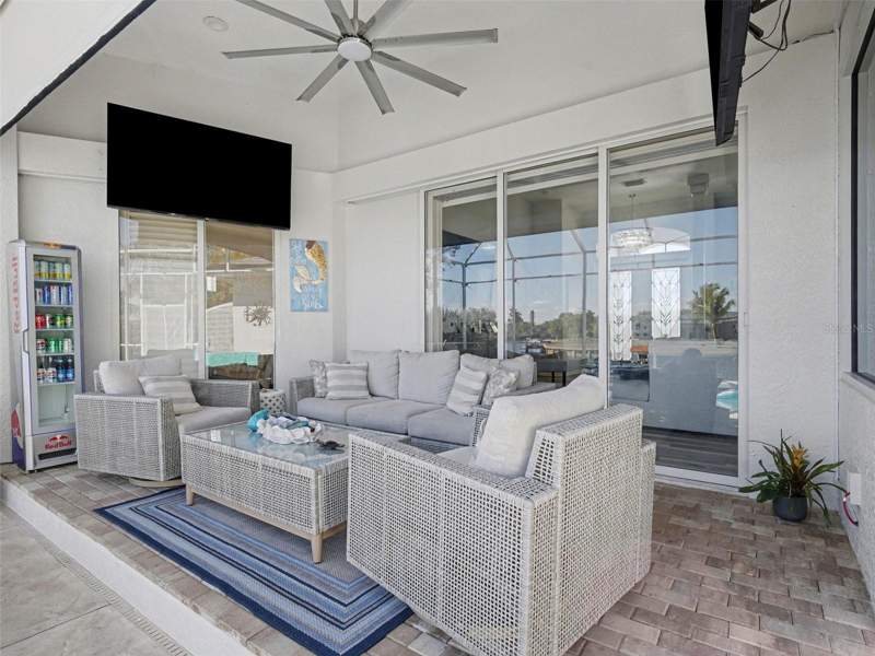 4 bedroom Single Family Residence at 4256 Beach View Court, Port Charlotte Sec 044, Port Charlotte — photo 4