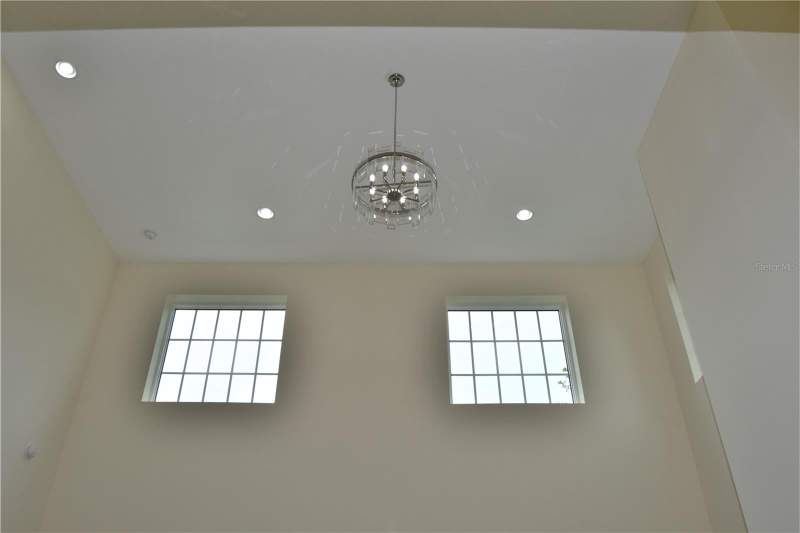 5 bedroom Single Family Residence at 6706 Burlington Avenue, Patriots Place, St Petersburg — photo 4