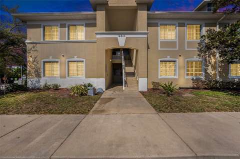 6011 Skydale Way #101, gated community for sale in Riverview