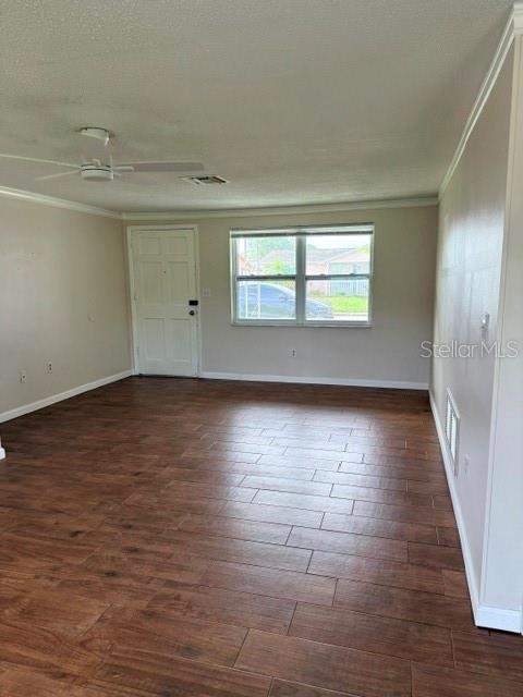 2 bedroom Single Family Residence at 7323 Oak Crest Drive, Regency Park, Port Richey — photo 4