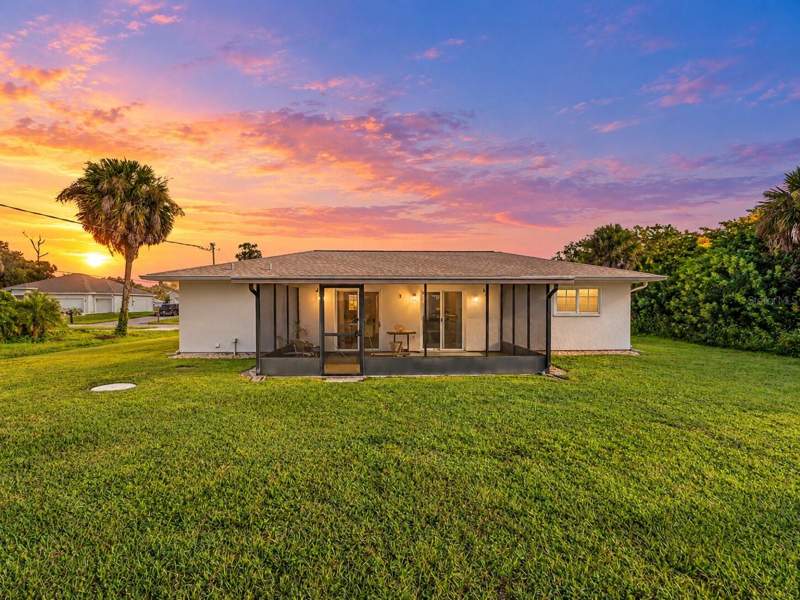 2 bedroom Single Family Residence at 18103 Windswept Avenue, Port Charlotte Sec 021, Port Charlotte — photo 2