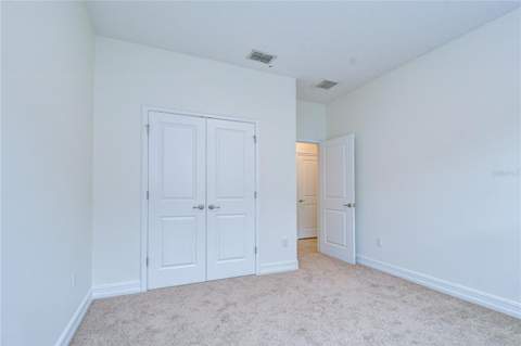 4749 Rolling Green Drive, Wesley Chapel FL - photo 24 of 35