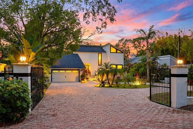 3 bedroom Single Family Residence at 7214 N Ola Avenue, Stetsons River Estates, Tampa — photo 2