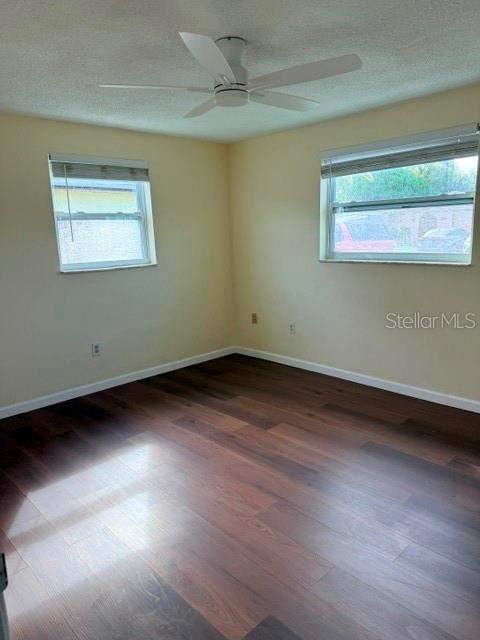 7323 Oak Crest Drive, Port Richey FL - photo 15 of 31