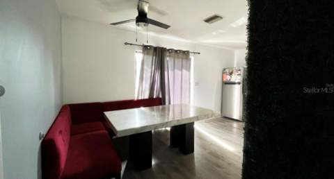 7011 Conifer Drive, Tampa FL - photo 8 of 9