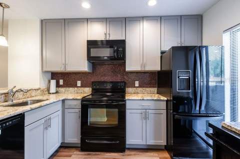 819 Oak Park Place, Brandon FL - photo 6 of 41
