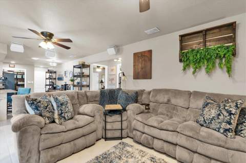 301 Thorn Hill Place, Sun City Center FL - photo 16 of 53