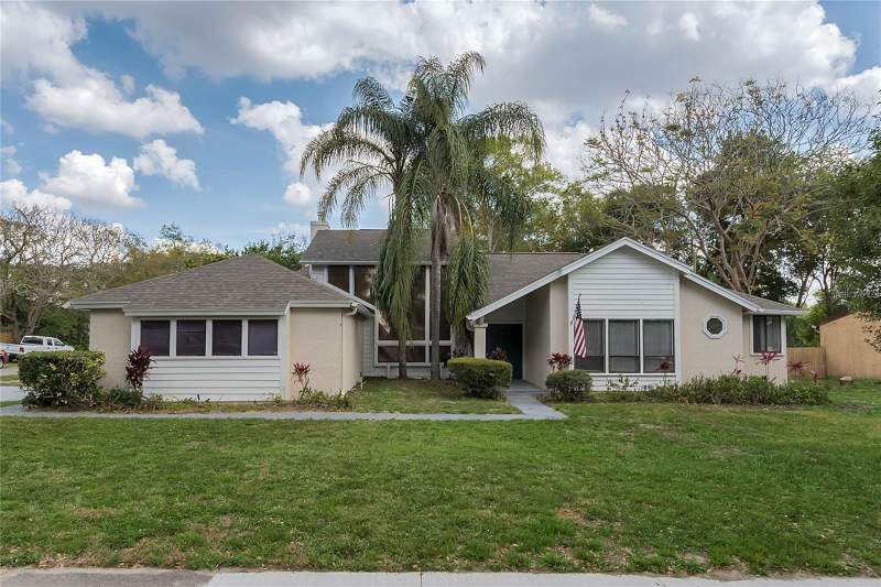5607 SPRING RUN AVENUE home for sale in Shadow Bay Springs