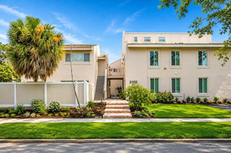 2 bedroom Condominium at 3120 Beach Boulevard #1, Beach Blvd Condo, St Petersburg — photo 1