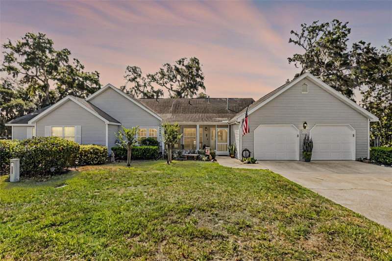 Beverly Harbors 02Condos for Sale in Leesburg, FL