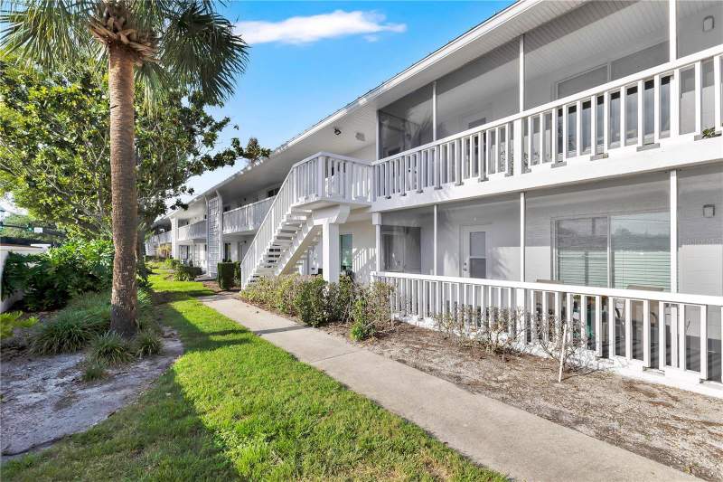 2 bedroom Condominium at 1140 S Orlando Avenue #I14, Lake Maitland Terrace Apts, Maitland — photo 2