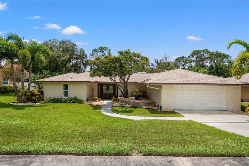 3 bedroom Single Family Residence at 940 Rolling Hills Drive, Westlake Village, Palm Harbor — photo 1