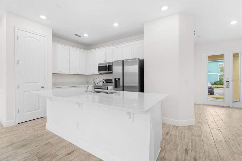 4 bedroom Townhouse at 3069 Caribbean Soul Drive, Rolling Oaks Ph 7, Kissimmee — photo 2