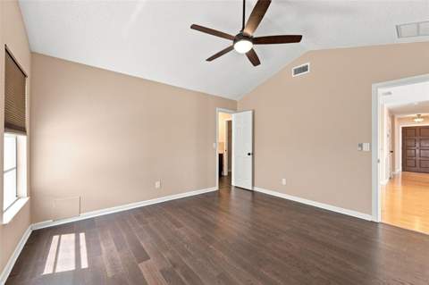 10836 Venice Circle, Tampa FL - photo 23 of 43