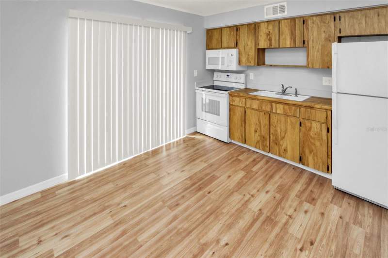 2 bedroom Condominium at 7450 35th Street #1604, Lauren Manor West Condo, Pinellas Park — photo 5