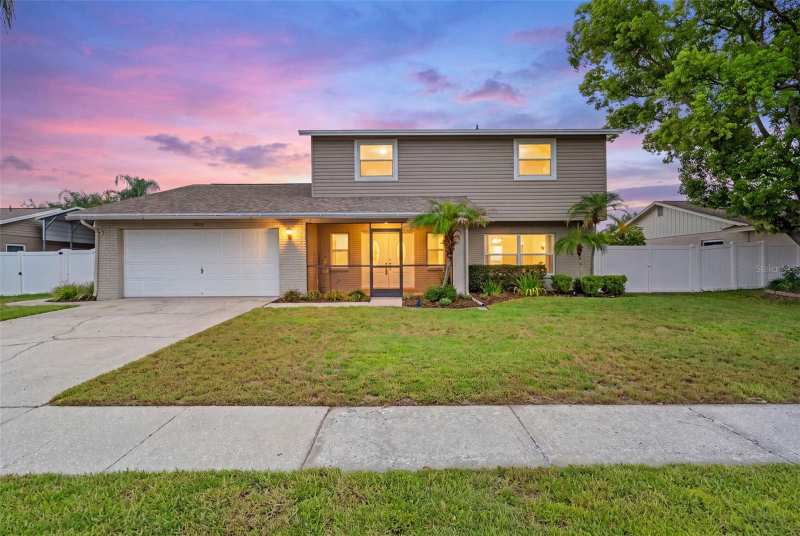 4 bedroom Single Family Residence at 4029 Bell Grande Drive, Bloomingdale Sec M Unit, Valrico — photo 1