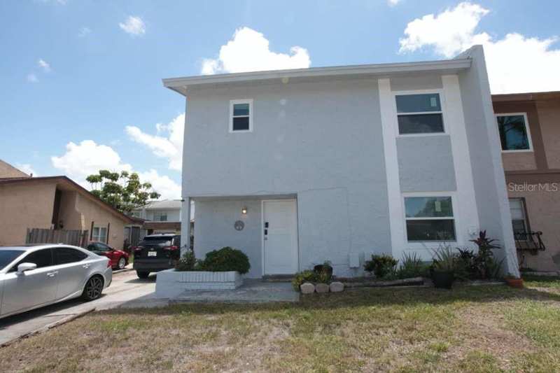 4 bedroom Single Family Residence at 2073 San Sebastian Way, Valencia Park Unit 1, Clearwater — photo 1