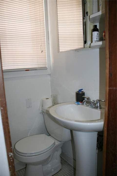 1822 NW 6th Avenue, Gainesville FL - photo 20 of 29