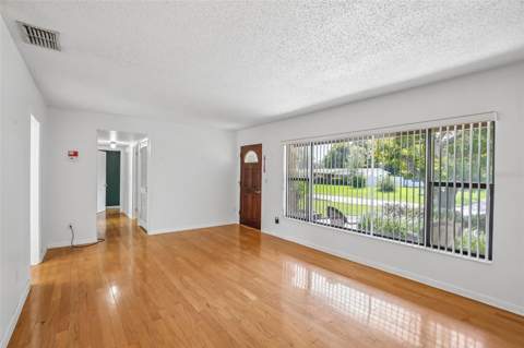 512 White Oak Avenue, Brandon FL - photo 6 of 6