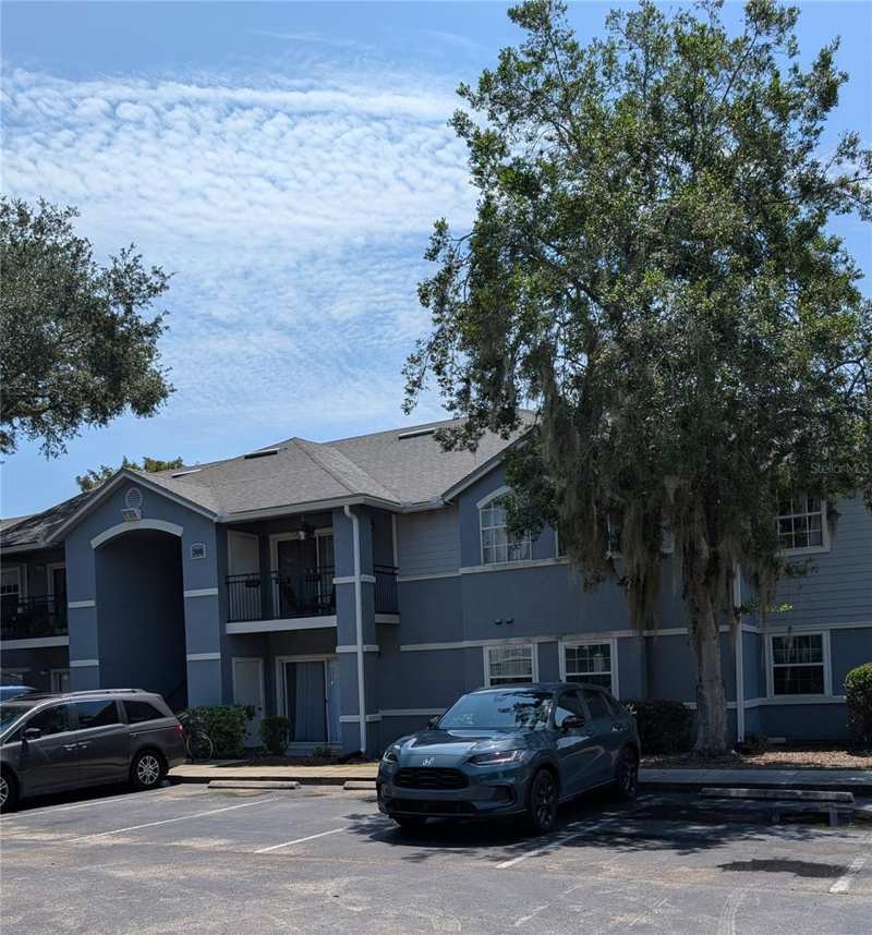 3 bedroom Condominium at 3705 SW 27th Street #318, Windsor Park Condominium, Gainesville — photo 1
