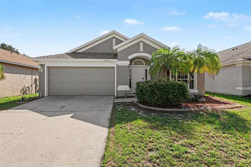 4 bedroom Single Family Residence at 10317 Hunters Haven Boulevard, South Pointe Ph 7, Riverview — photo 1