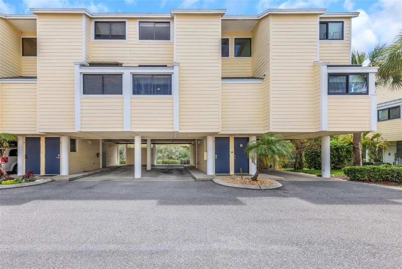 2 bedroom Townhouse at 1500 Sunset Road #F7, Island Club Of Tarpon, Tarpon Springs — photo 1
