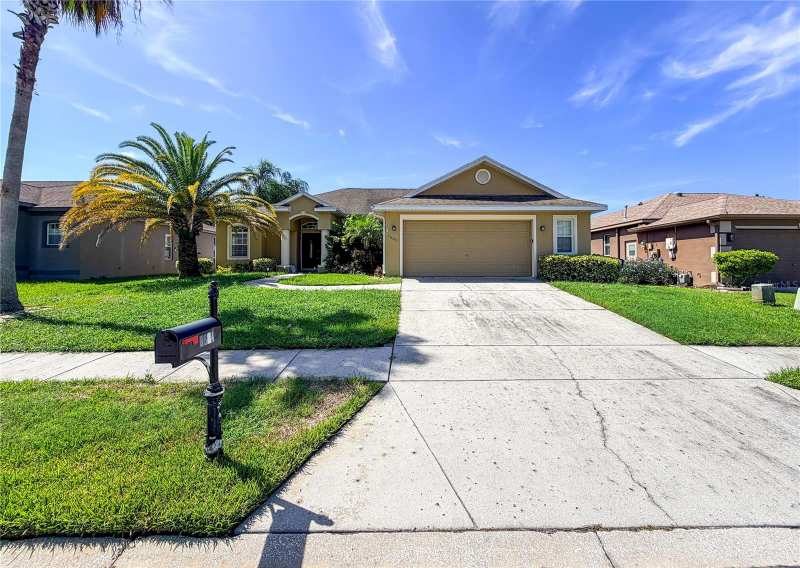 3 bedroom Single Family Residence at 8604 Fenholloway Court, Thousand Oaks Ph 06-9, New Port Richey — photo 1