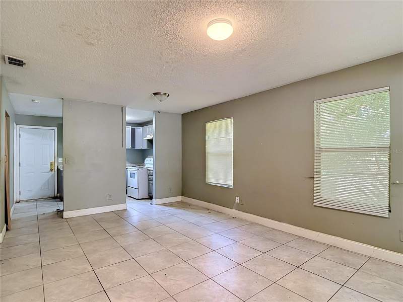 3 bedroom Single Family Residence at 2705 E 22nd Avenue, Campobello Blocks 31 To 45, Tampa — photo 3