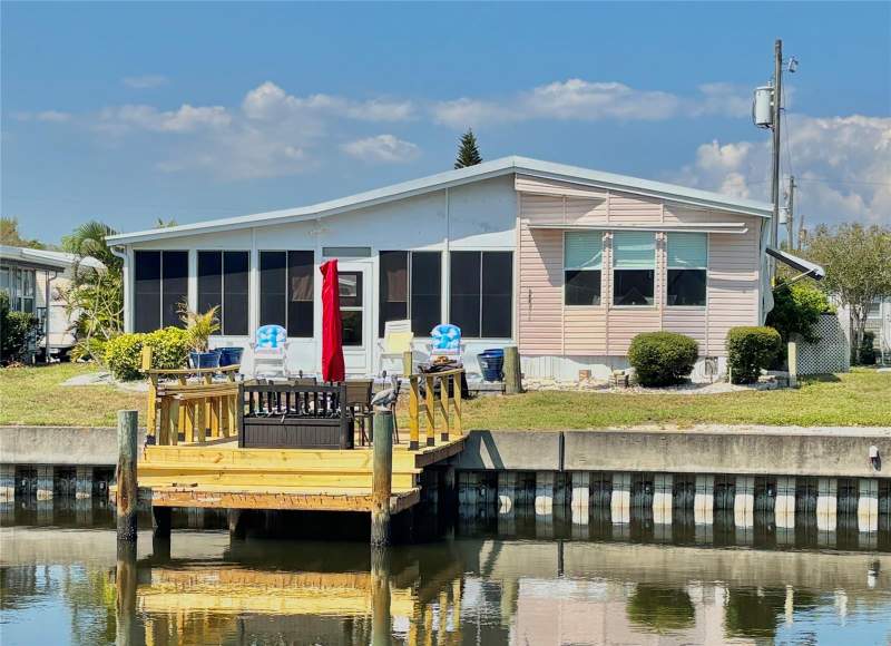 2 bedroom Manufactured Home at 102 Americana Court #206, Mobel Americana Mobile Home Park Unrec, St Petersburg — photo 2