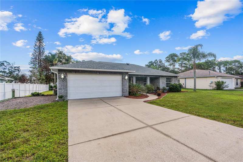 3 bedroom Single Family Residence at 2511 Glenwood Avenue, Islesboro Second Section, New Smyrna Beach — photo 1