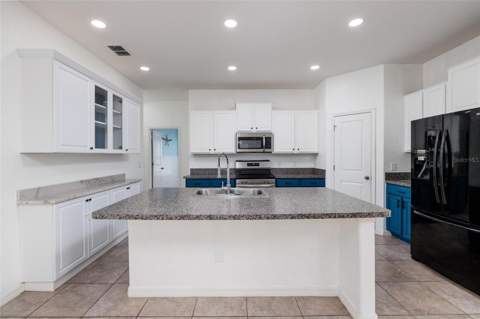 36077 Stable Wilk Avenue, Zephyrhills FL - photo 12 of 40