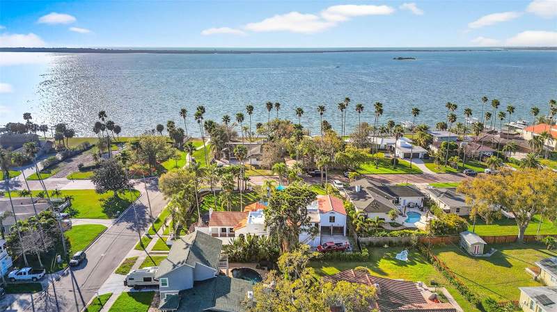 5 bedroom Single Family Residence at 236 San Salvador Drive, Dunedin Isles 1, Dunedin — photo 5