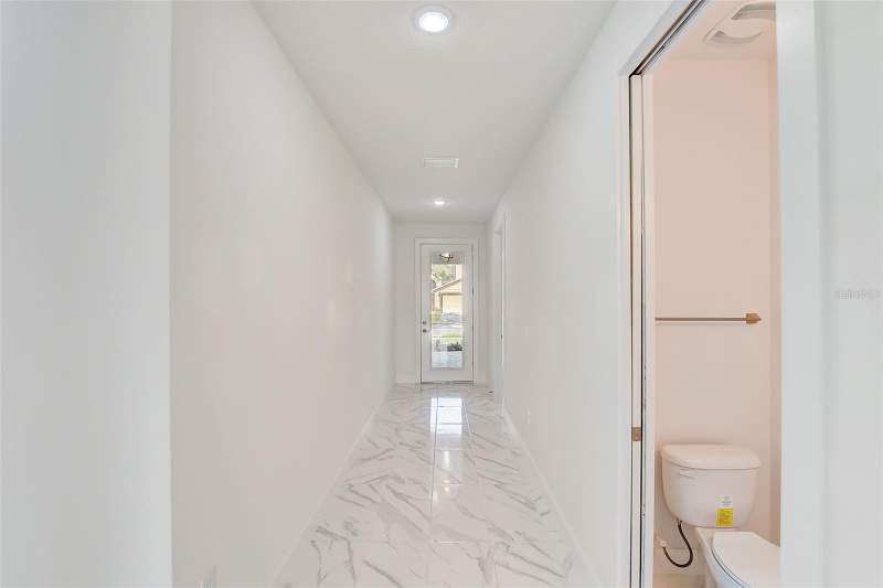 5 bedroom Single Family Residence at 3889 Walker Road, J B & T E Walkers Sub, Apopka — photo 3