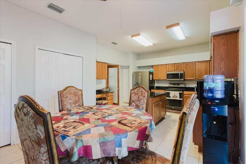 5 bedroom Single Family Residence at 2717 Avon River Drive, Buckhorn Preserve Ph 4, Valrico — photo 1
