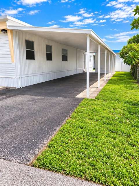 6580 Seminole Boulevard #519, home for sale in Seminole 33772