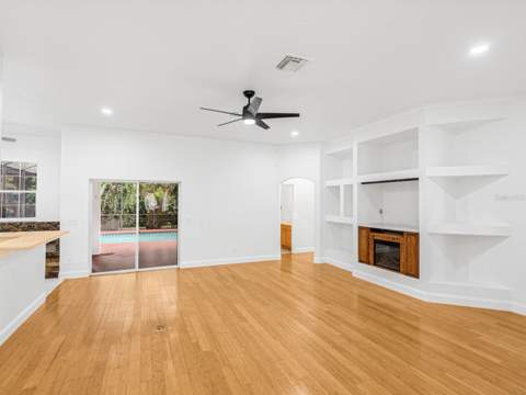 1670 Taylor Ridge Loop, Kissimmee FL - photo 8 of 36