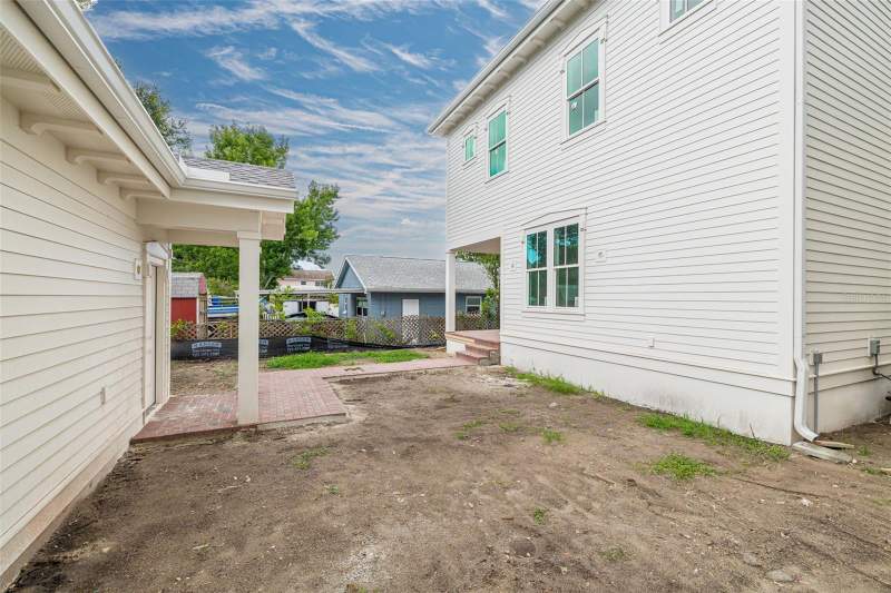 5 bedroom Single Family Residence at 5326 7th Avenue, Crestmont, St Petersburg — photo 5