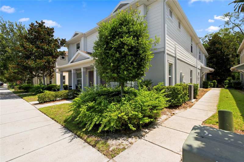 2 bedroom Townhouse at 4824 Chatterton Way, Magnolia Park Northeast E, Riverview — photo 1