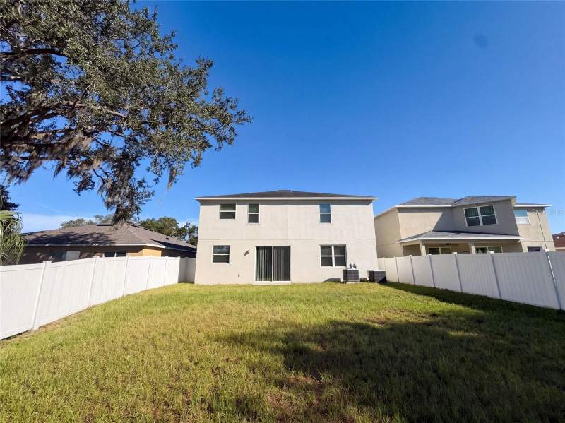 5 bedroom Single Family Residence at 7607 Tangle Rush Drive, Tanglewood Preserve, Gibsonton — photo 5