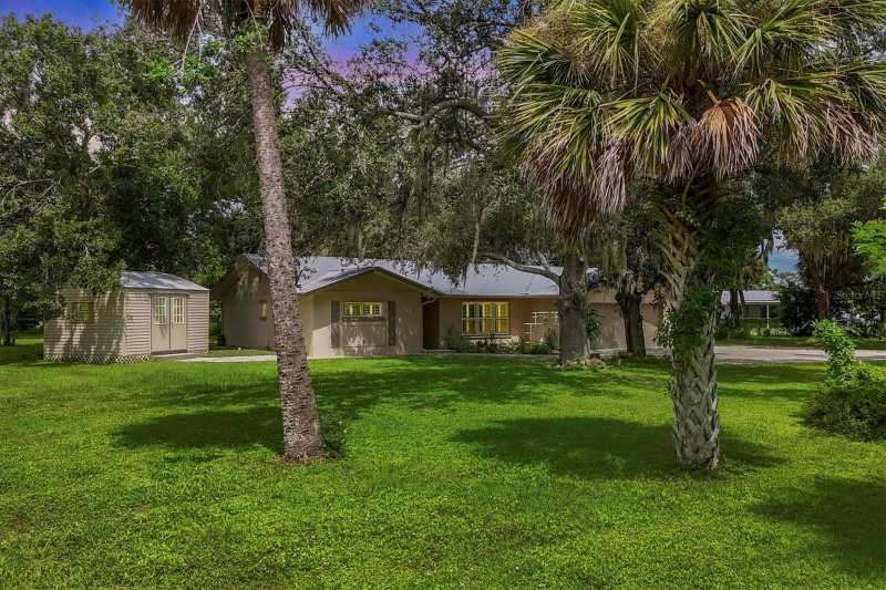 3 bedroom Single Family Residence at 336 Timbruce Lane, Port Charlotte Sec 001, Port Charlotte — photo 1