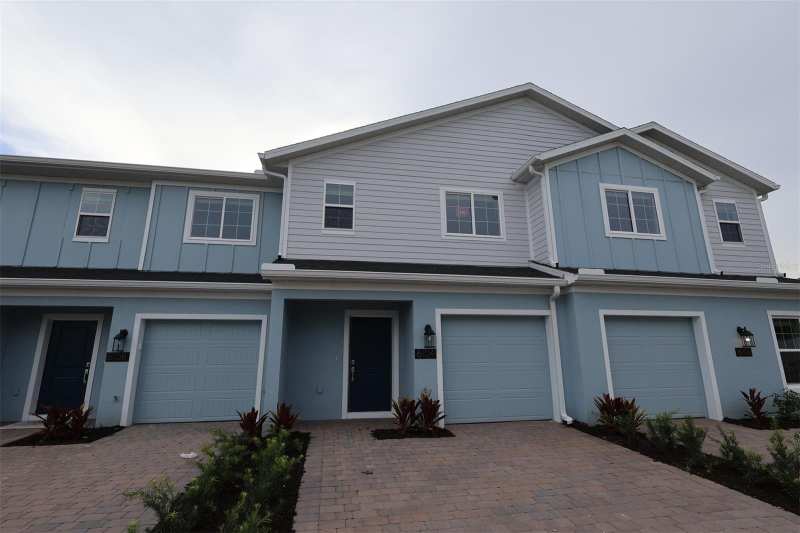 3 bedroom Townhouse at 6104 Fellow Wagon Way, Reeves Place, Orlando — photo 1