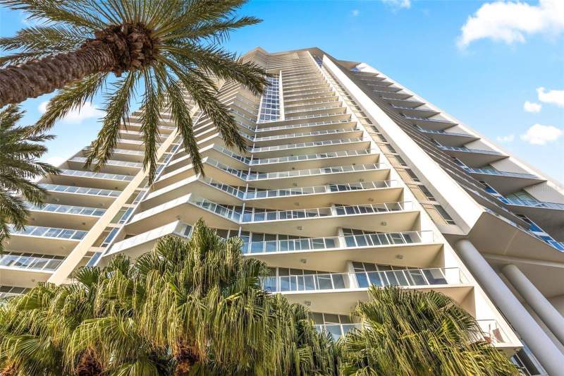 3 bedroom Condominium at 175 1st Street #3102, Signature Place Condo, St Petersburg — photo 2