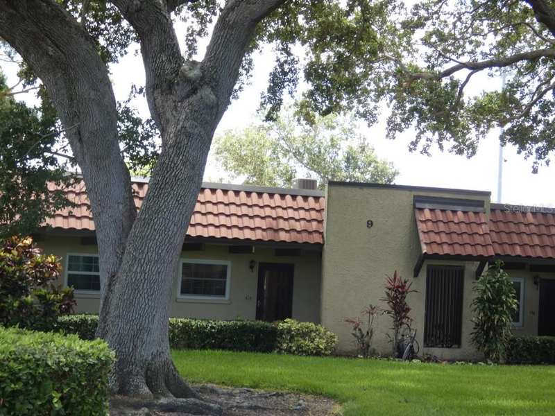 2 bedroom Condominium at 1701 Pinehurst Road #9G, Pinehurst Village, Dunedin — photo 1