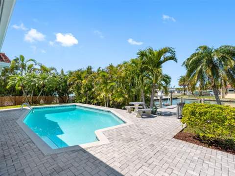 562 Johns Pass Avenue, Madeira Beach FL - photo 15 of 89