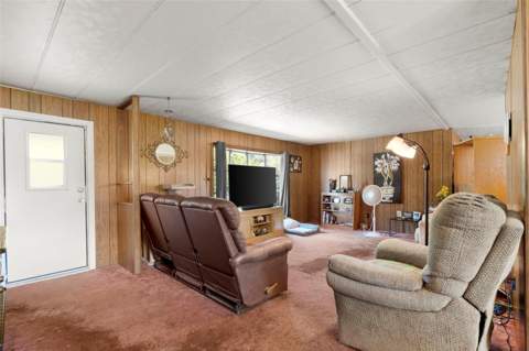 10220 Wellington Avenue, Dade City FL - photo 10 of 50