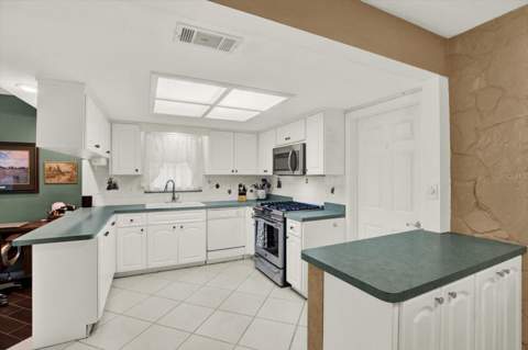 5790 150th Avenue, Clearwater FL - photo 6 of 23