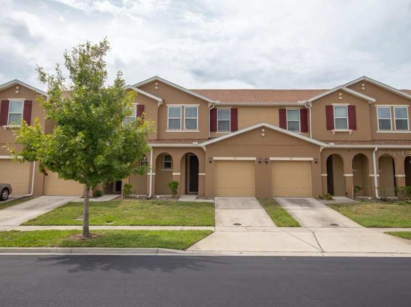 4 bedroom Townhouse at 5159 Adelaide Drive, Compass Bay Unit 5, Kissimmee — photo 1